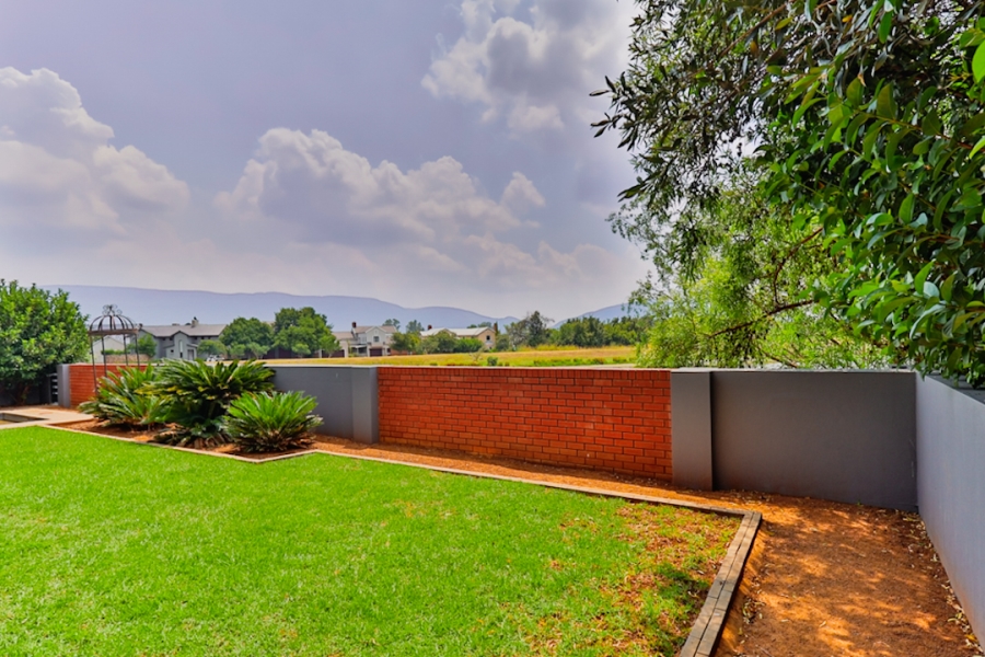 4 Bedroom Property for Sale in The Coves North West